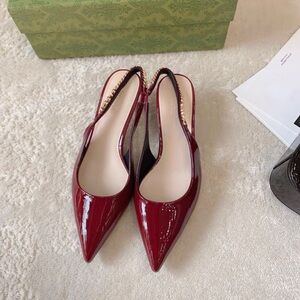 Gucci Burgundy Patent Pointed Slingback Heels with Gold Chain